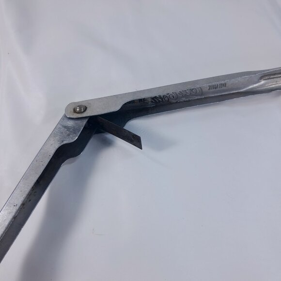 Coca-Cola Ice Tongs Aluminum Embossed Drink In Bottles St. Paul Coke 1940's - Picture 13 of 13